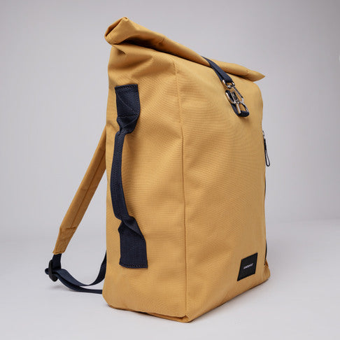 Sandqvist Dante Vegan Ryggsäck - Honey Yellow with Blue webbing